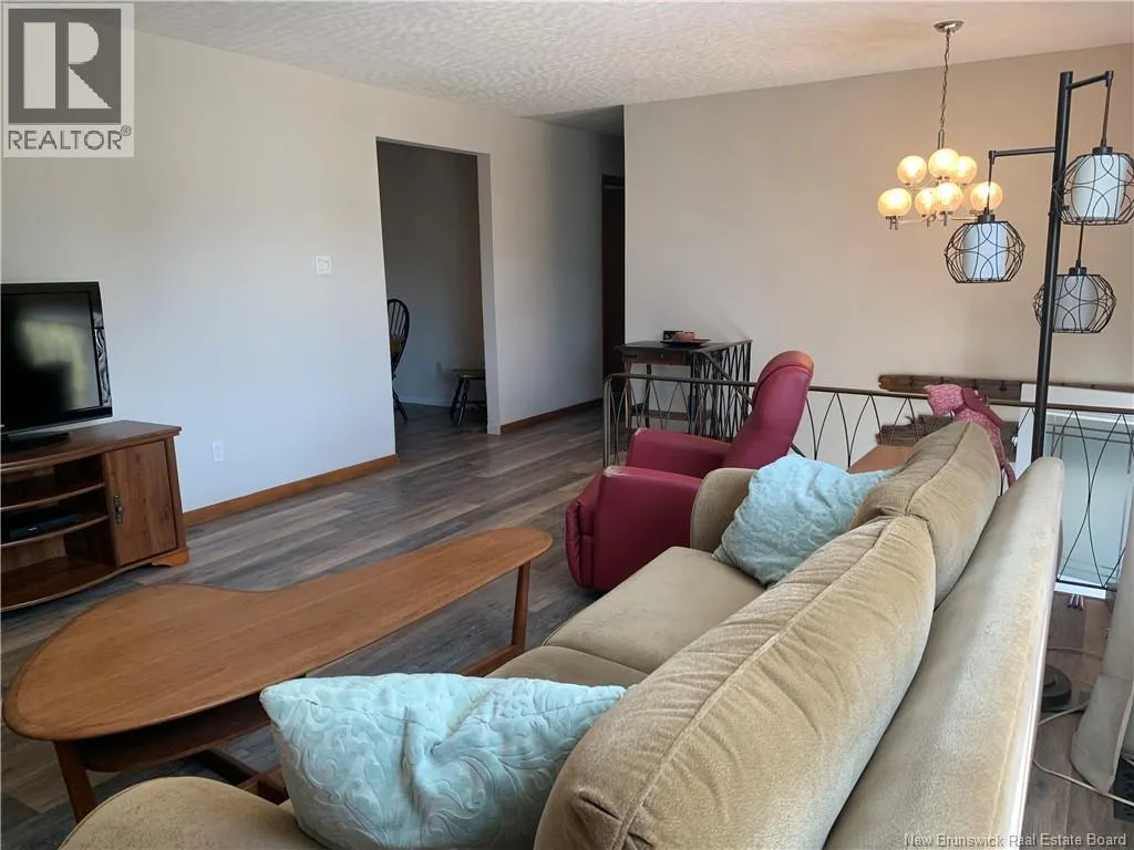 7 McDowell Avenue