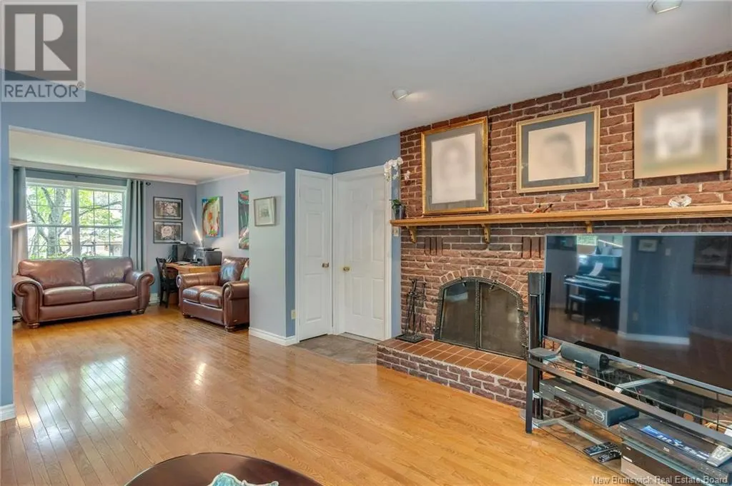 64 Oakmoor Terrace