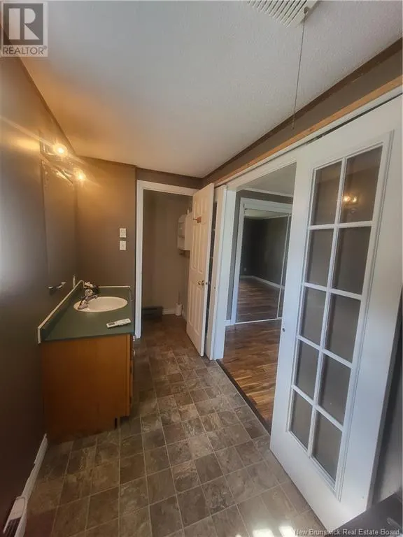 322 Crammond Court