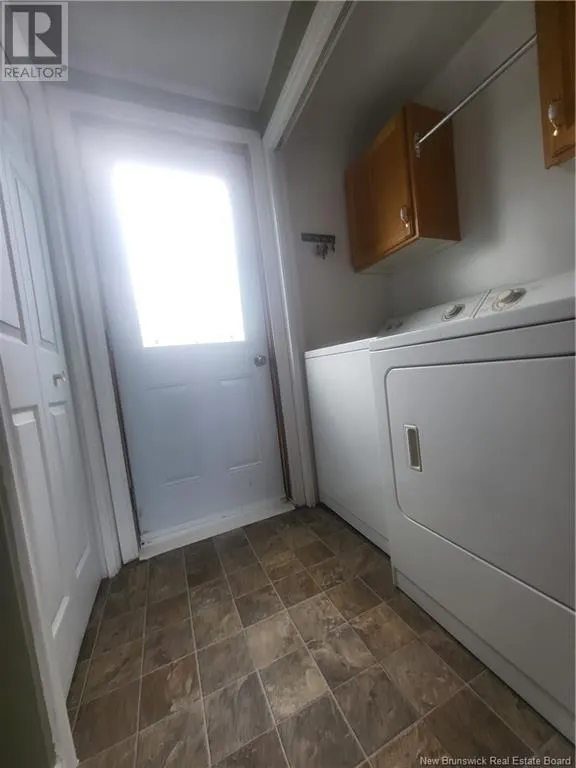 322 Crammond Court