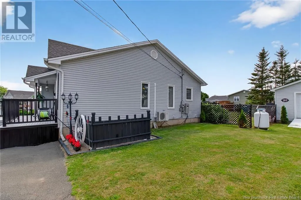 709 Boudreau Street