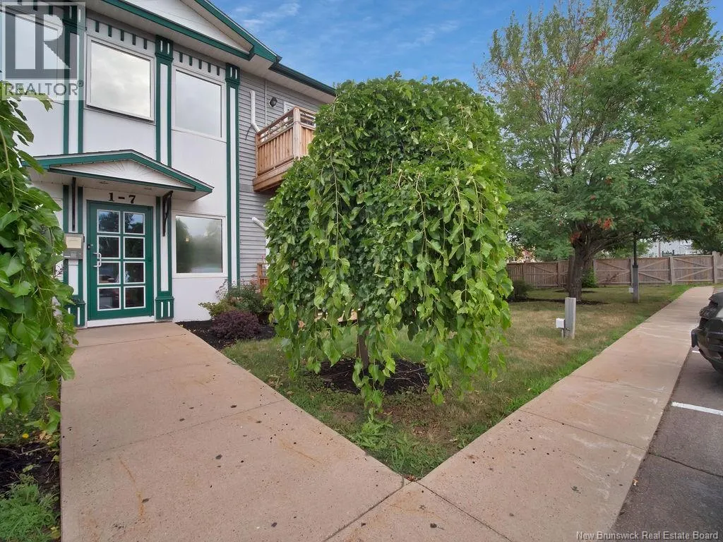 33 MacAleese Lane Unit# 5