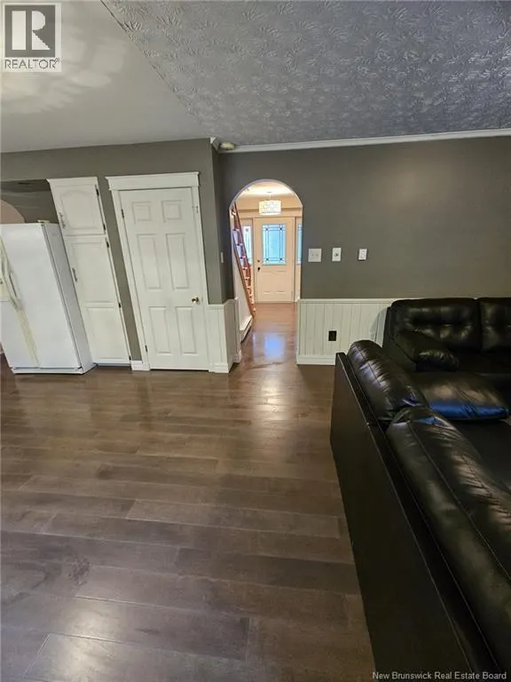 11 Cove Crescent