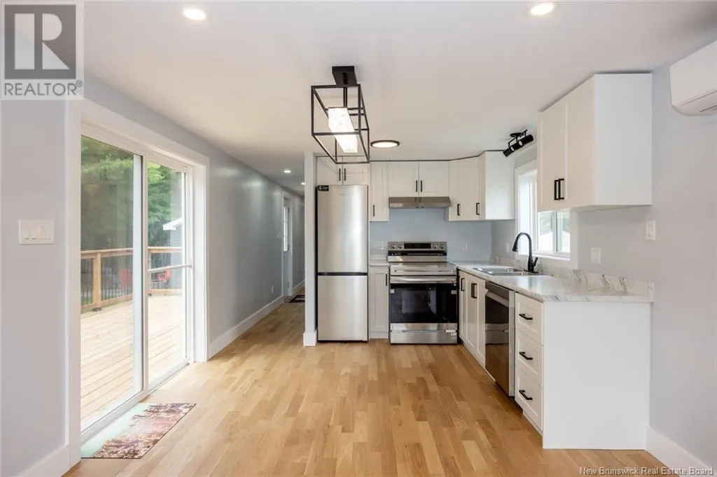 33 Northrup Crescent