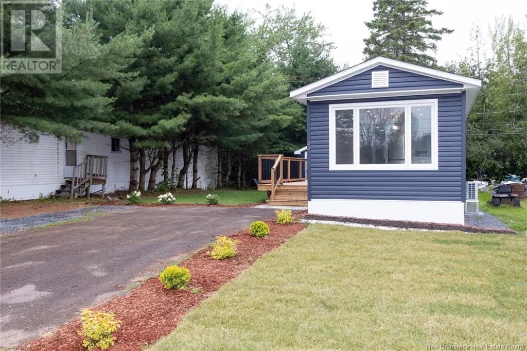 33 Northrup Crescent