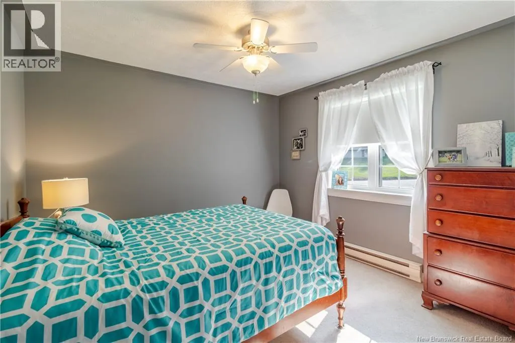 4 Dewitt Acres