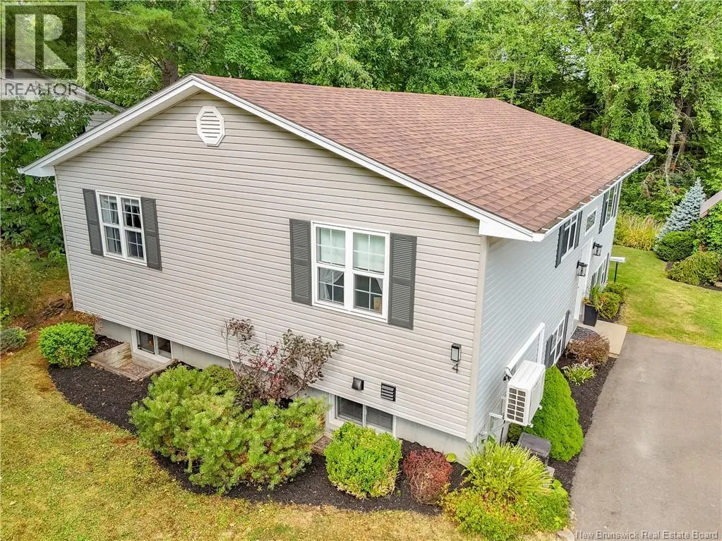 4 Dewitt Acres
