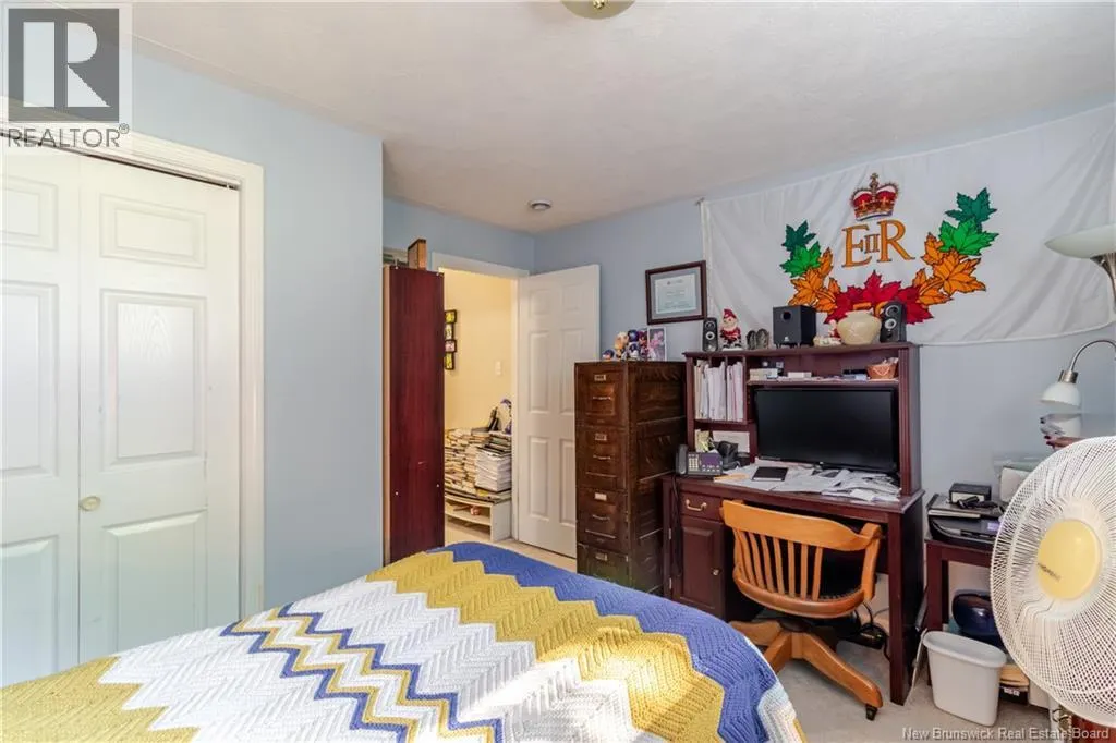 4 Dewitt Acres