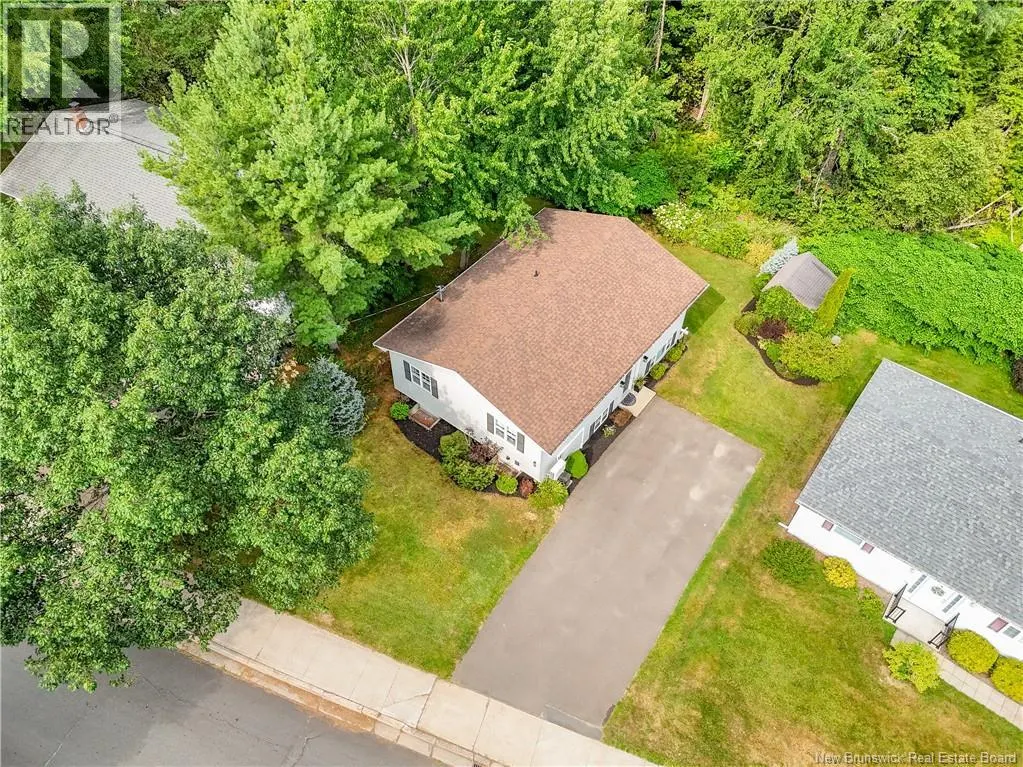 4 Dewitt Acres