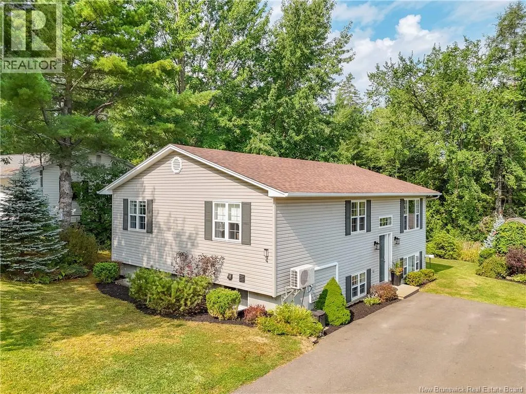 4 Dewitt Acres