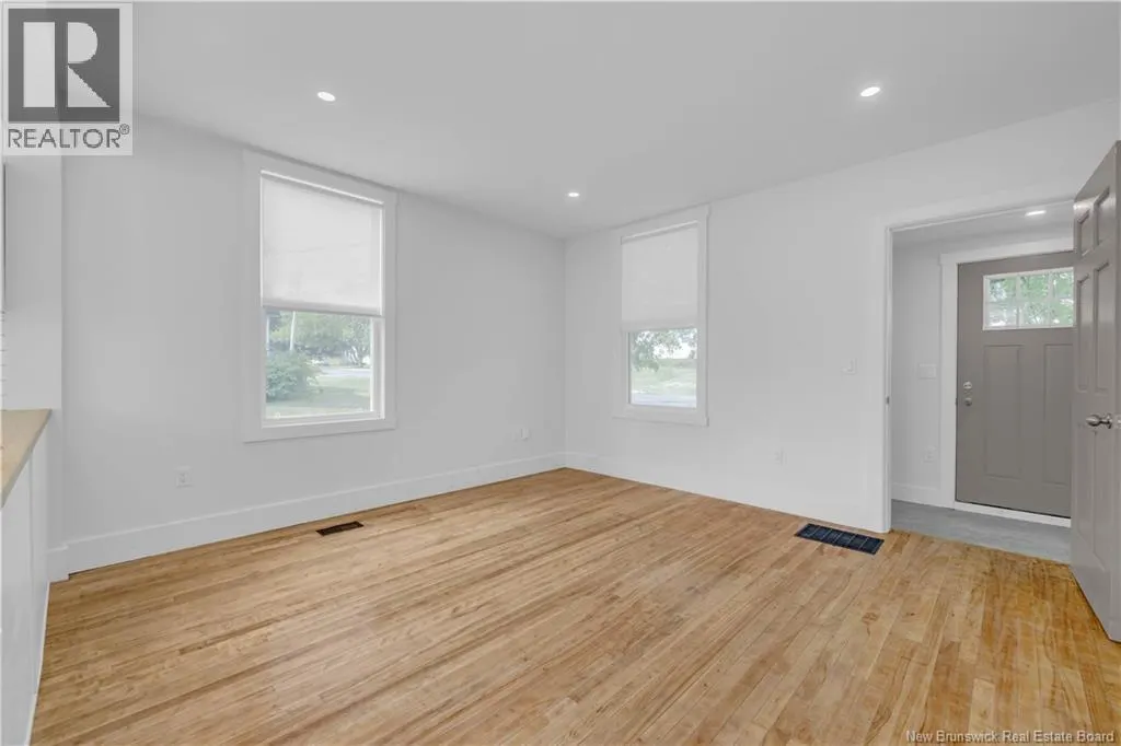 60-62 Queensway Way