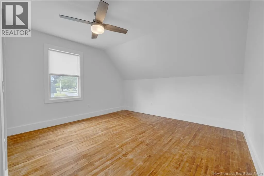 60-62 Queensway Way