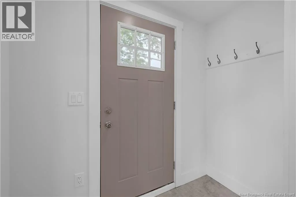 60-62 Queensway Way