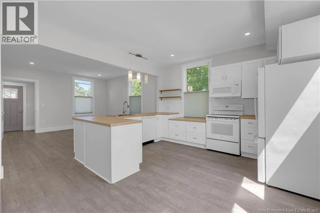 60-62 Queensway Way