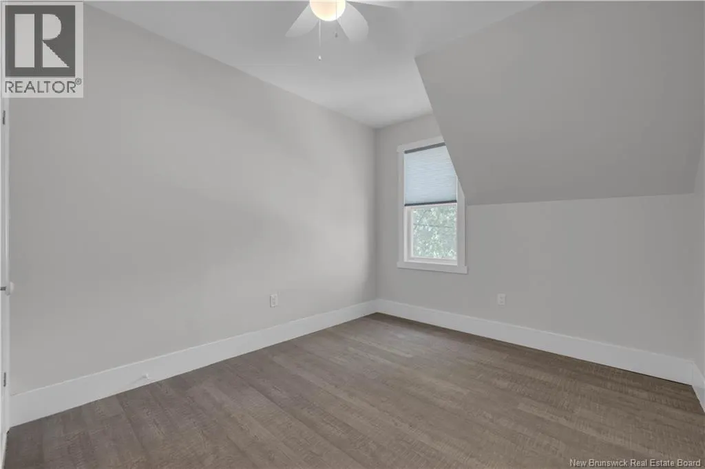 60-62 Queensway Way