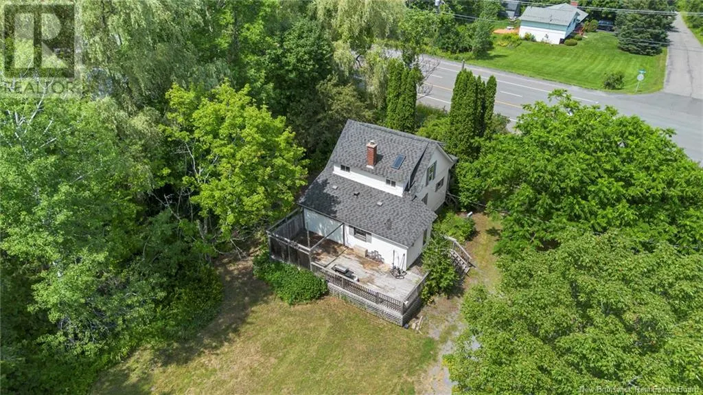 3212 Woodstock Road