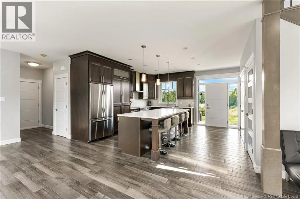 9 Streamside Court