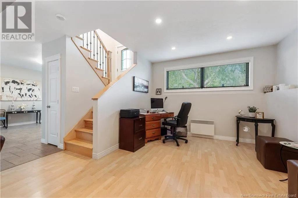 75 Candlewood Drive