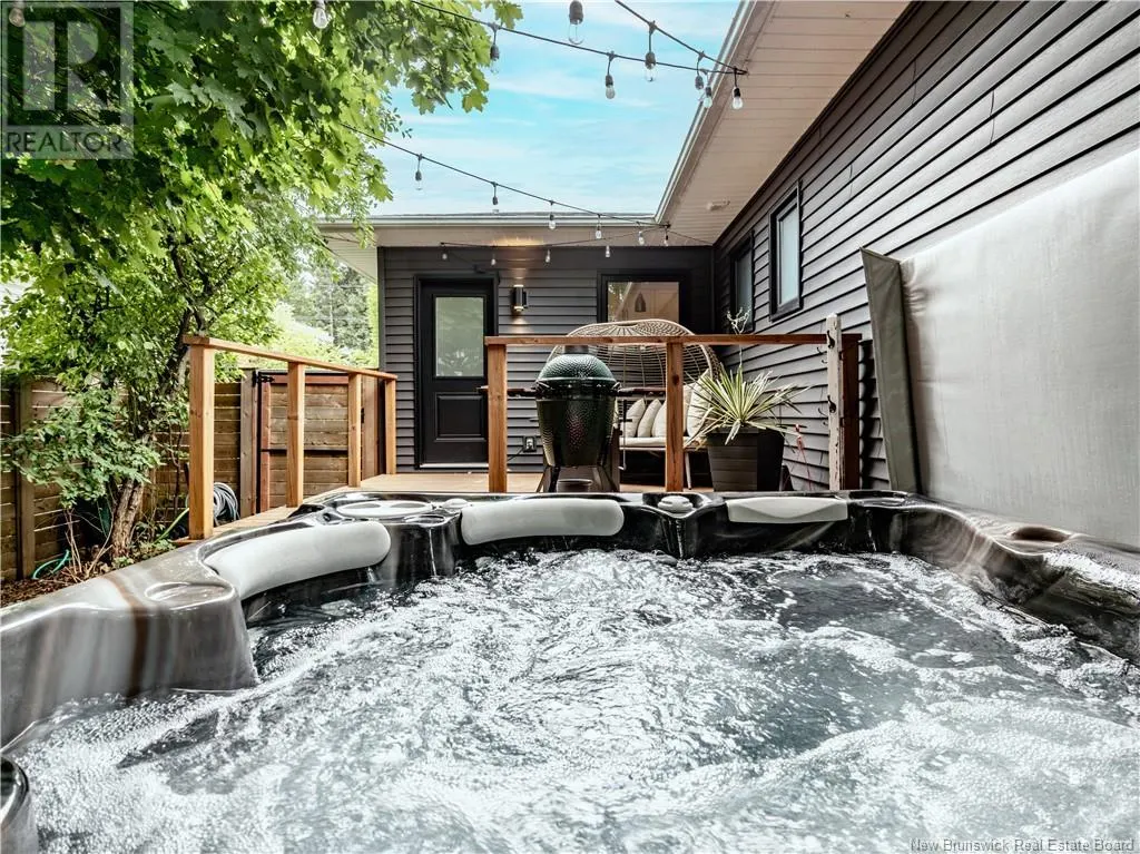 109 Upton St