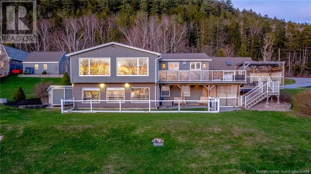 210 Hills Point Road