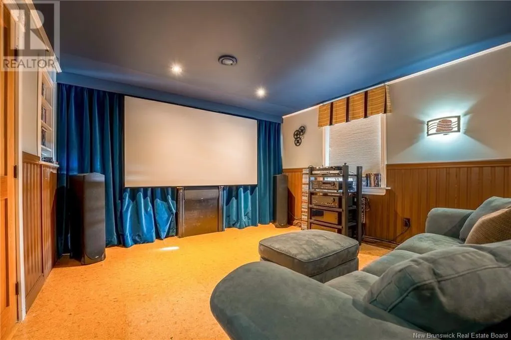210 Hills Point Road