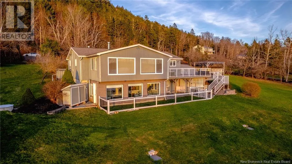 210 Hills Point Road
