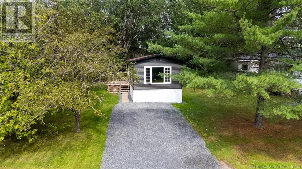 46 Hedgeview Drive