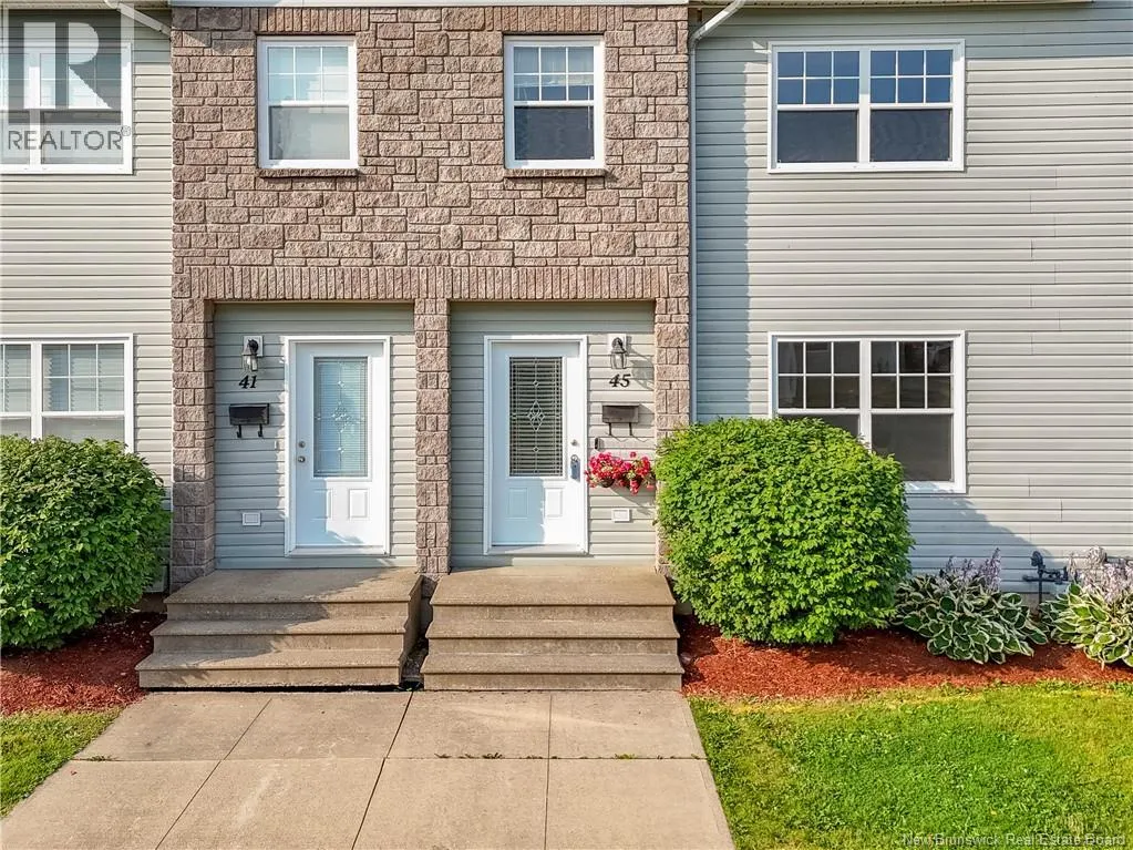 45 Westbrook Lane