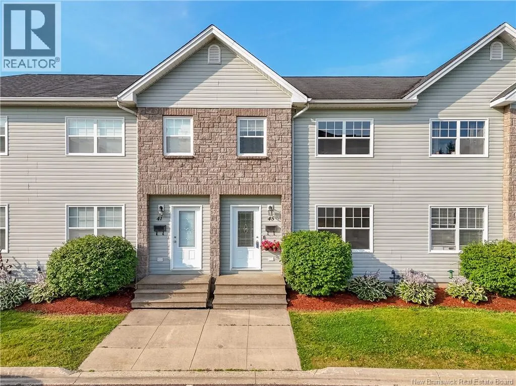45 Westbrook Lane