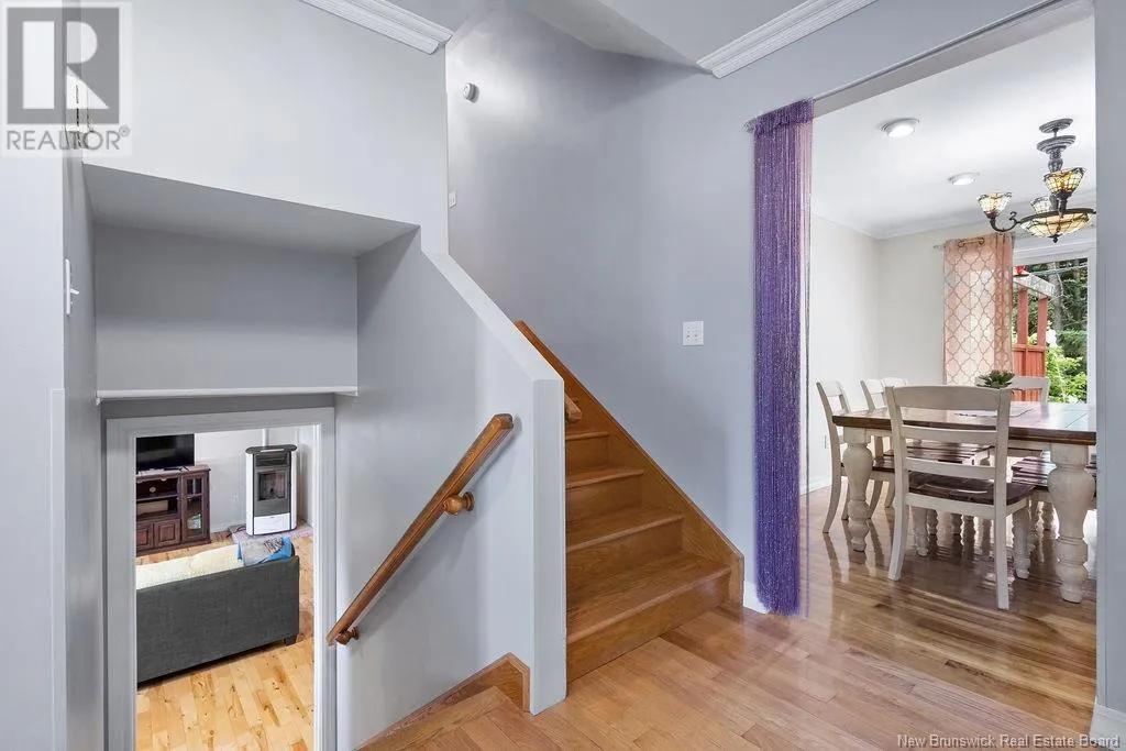 10 Cedar Street
