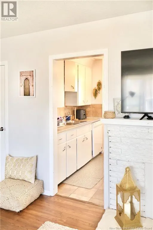182-184 Ayer Avenue