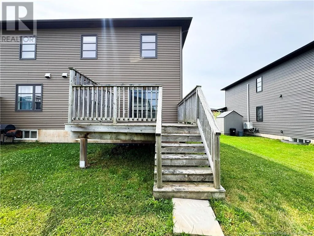 49 Francfort Crescent