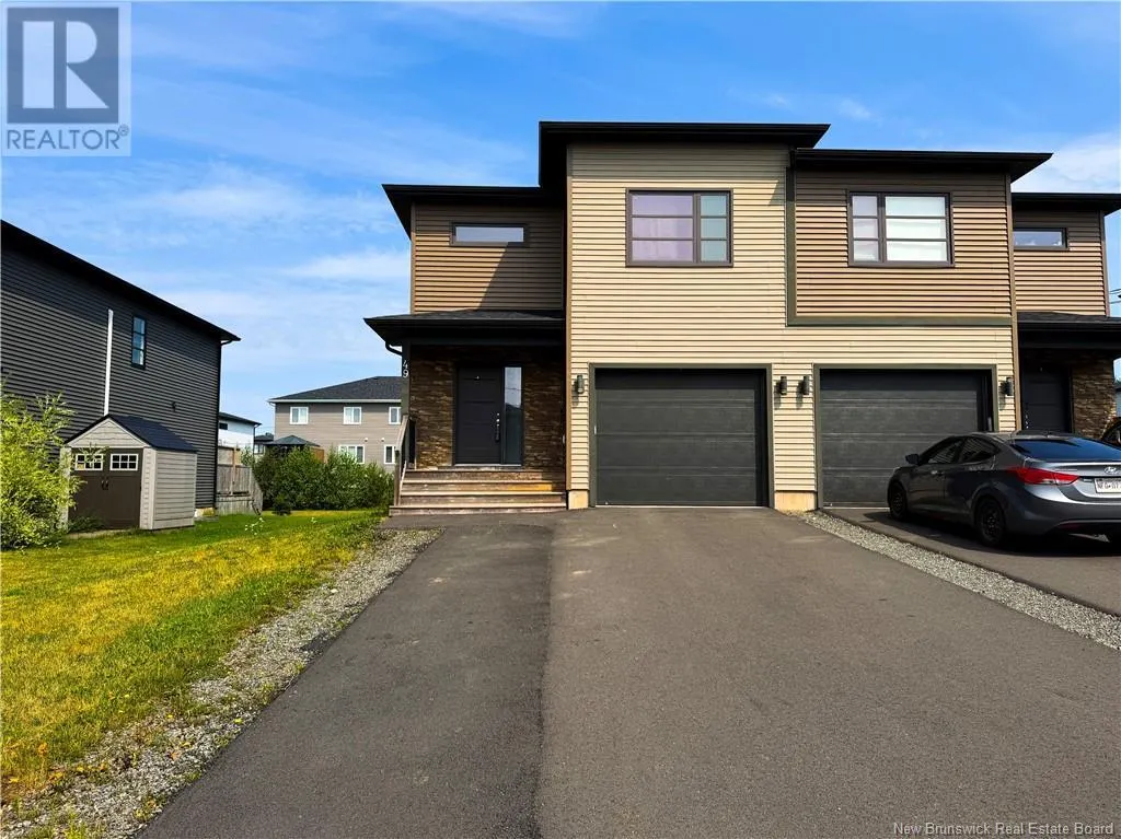 49 Francfort Crescent