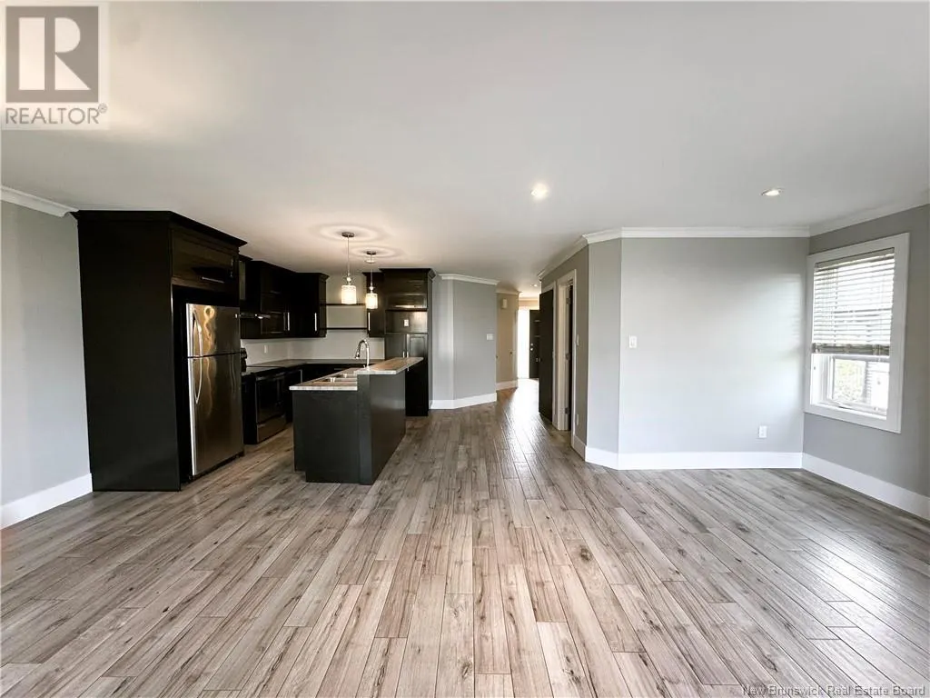 49 Francfort Crescent