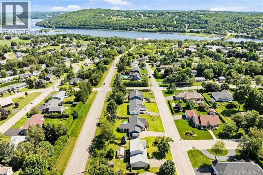 86 Bicentennial Drive