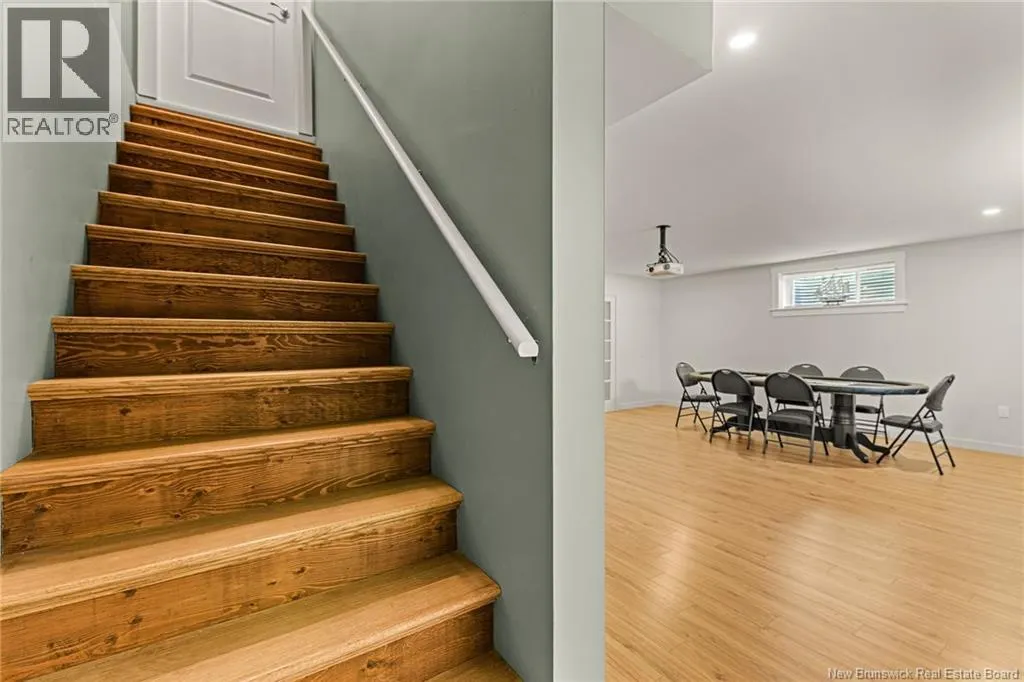 16 Louis-Arthur Court