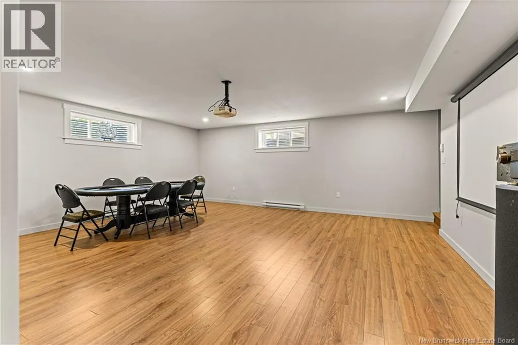 16 Louis-Arthur Court