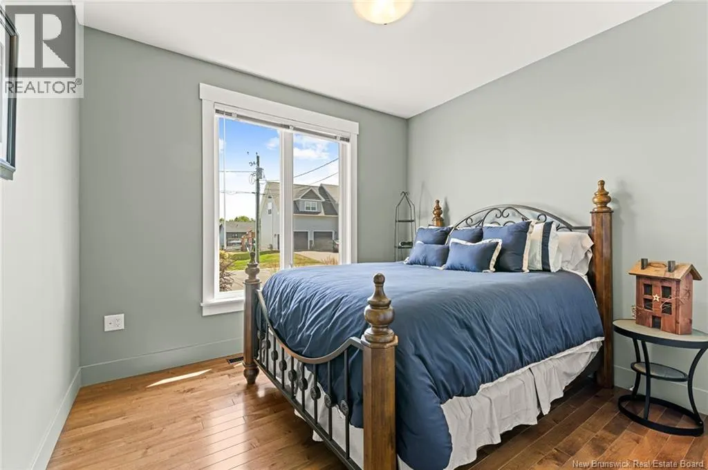 16 Louis-Arthur Court