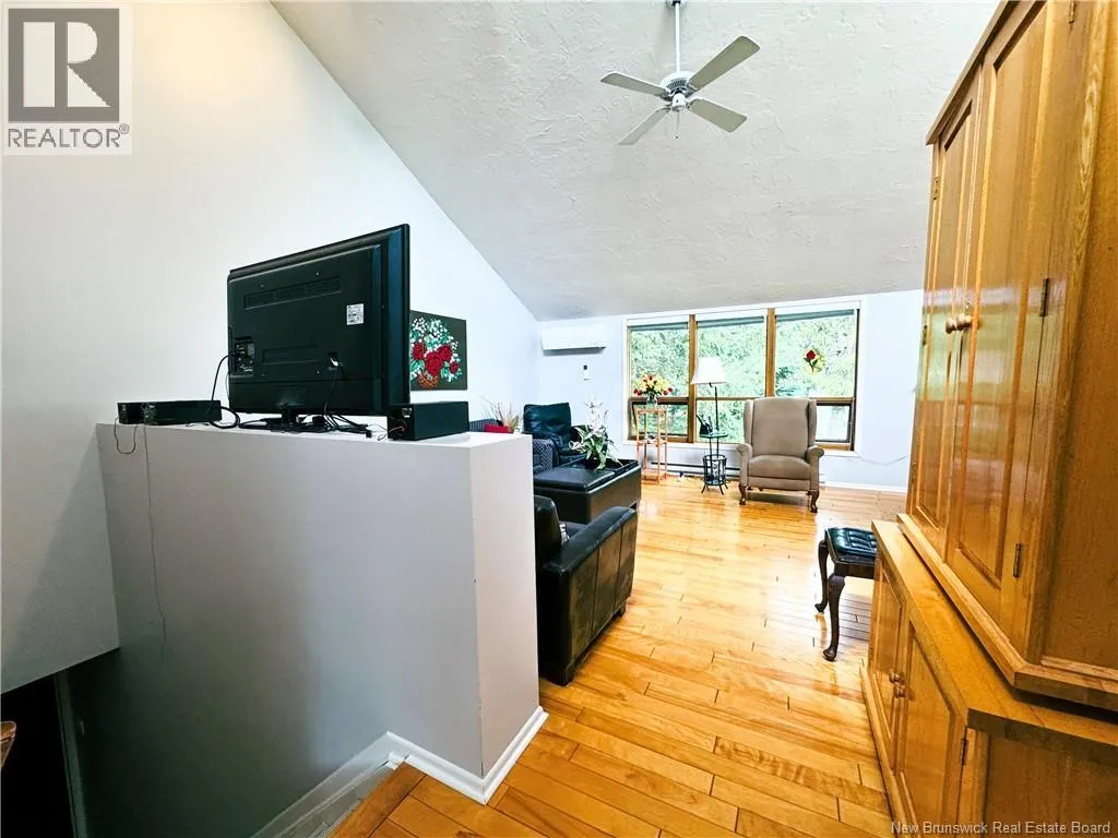73 Oakmoor Terrace