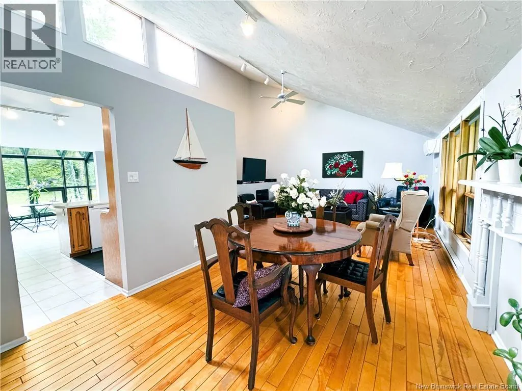 73 Oakmoor Terrace