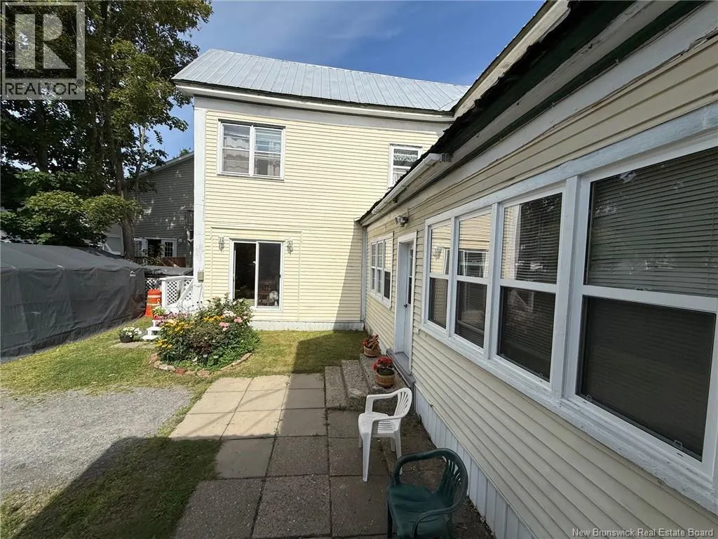 108 Division Street