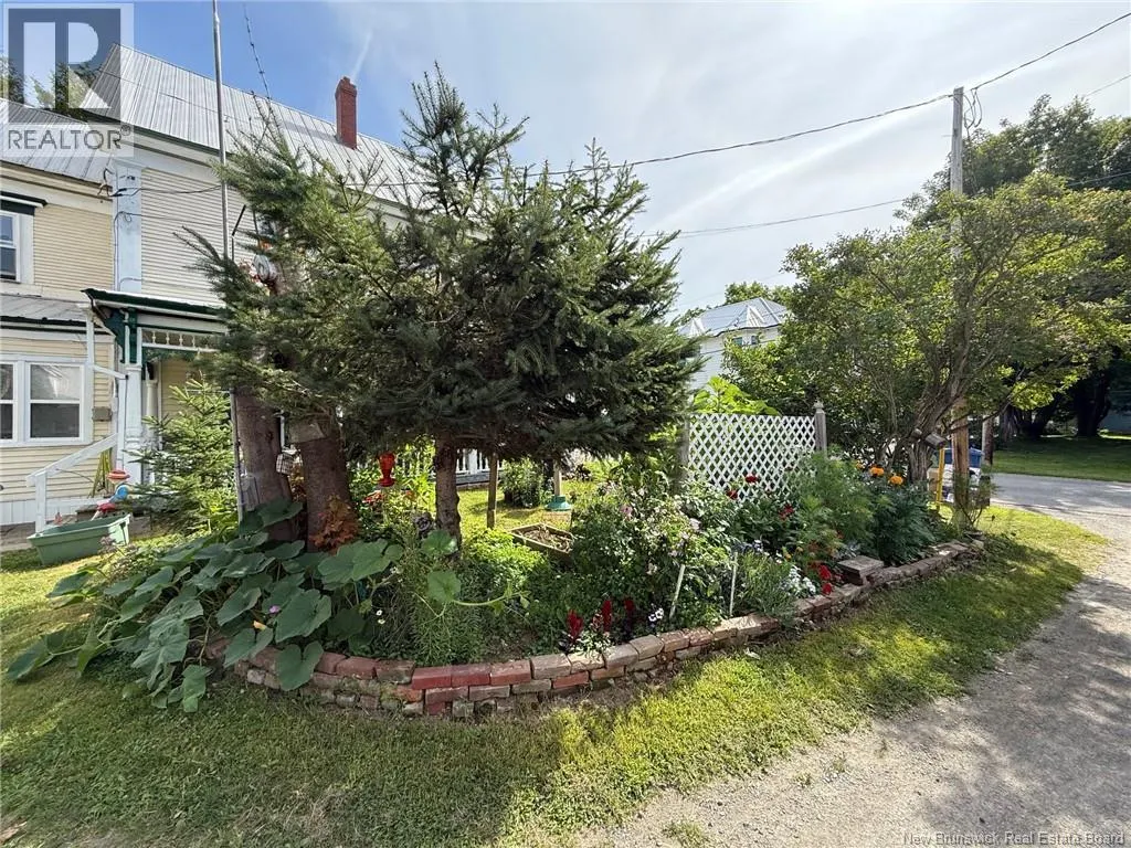 108 Division Street