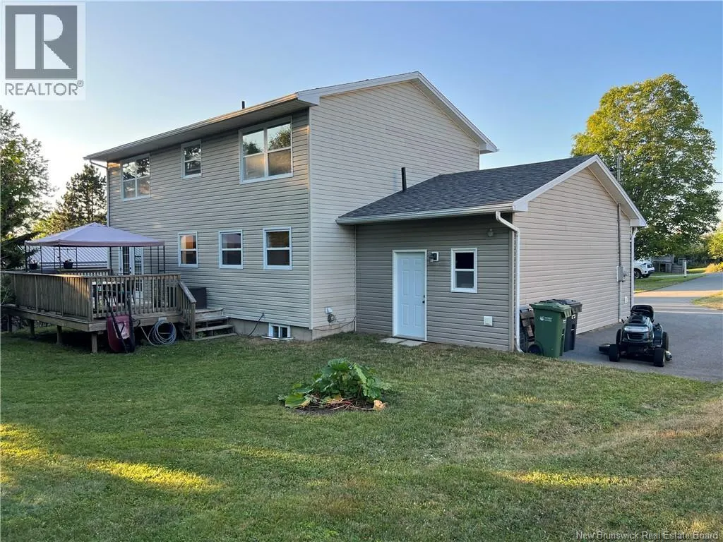 30 Saunders Drive