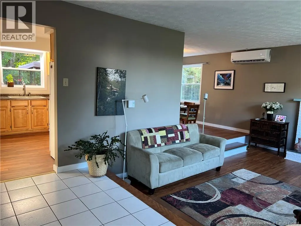 30 Saunders Drive