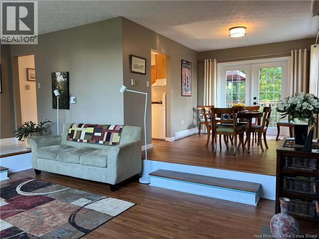 30 Saunders Drive