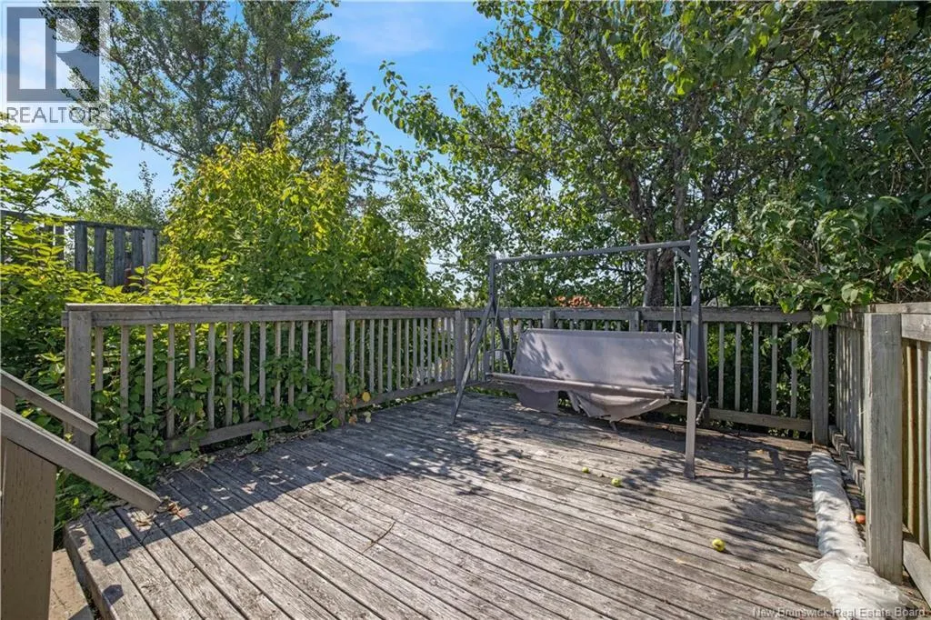 11 Clovelly