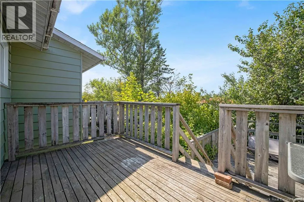 11 Clovelly