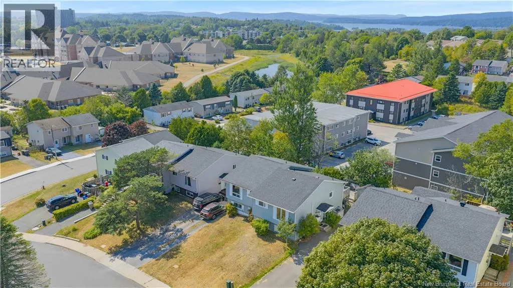 11 Clovelly