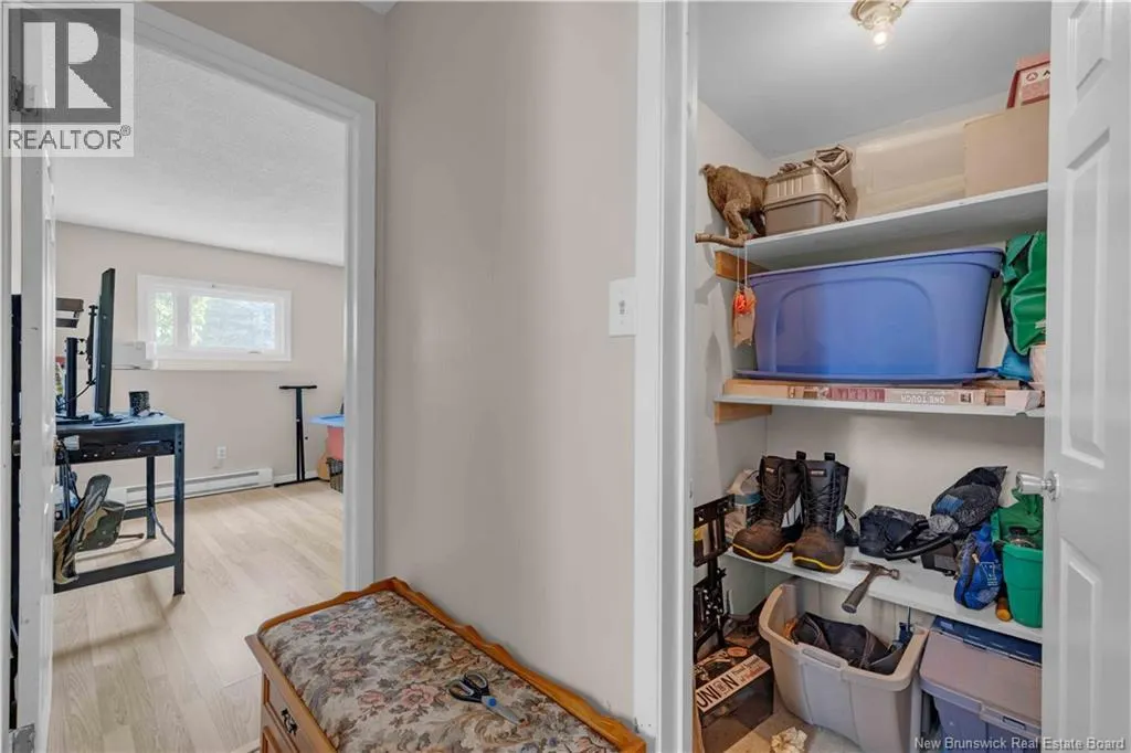 11 Clovelly