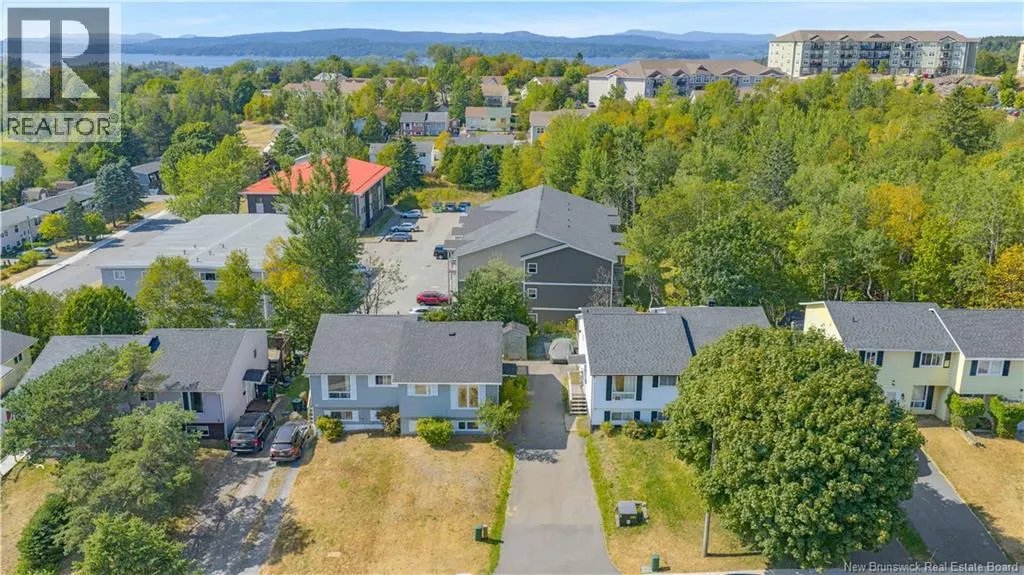 11 Clovelly